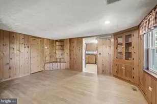 23133 Foxville Rd, Smithsburg, MD 21783 - Photo 11