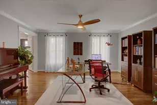 20204 Plumwood Dr, Hagerstown, MD 21742 - Photo 9