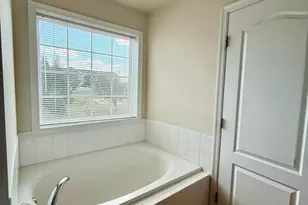 10378 Lantern Ln, Hagerstown, MD 21740 - Photo 11