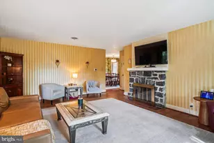 18735 Briarwood Dr, Hagerstown, MD 21742 - Photo 5