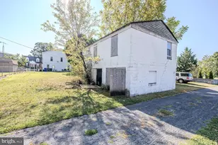 1037 & 1037 1/2 Spruce St, Hagerstown, MD 21740 - Photo 37