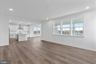 13710 Pulaski Dr, Hagerstown, MD 21742 - Photo 9