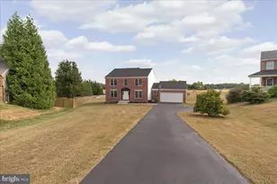 13501 Scarlet Sage Ct, Hagerstown, MD 21740 - Photo 3