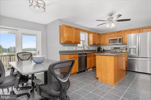 13501 Scarlet Sage Ct, Hagerstown, MD 21740 - Photo 9