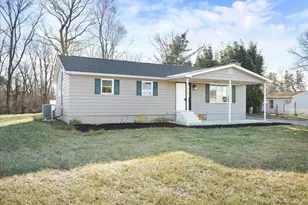 329 Emmert Rd, Hagerstown, MD 21740 - Photo 3