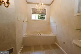 650 Trafalgar Dr, Hagerstown, MD 21742 - Photo 13