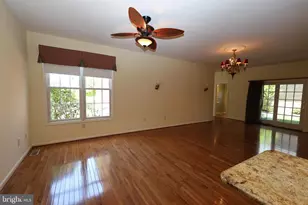 650 Trafalgar Dr, Hagerstown, MD 21742 - Photo 23