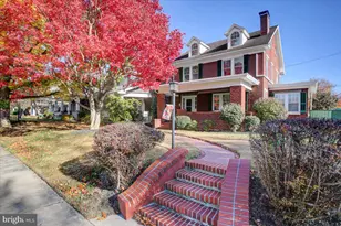 1302 Oak Hill Ave, Hagerstown, MD 21742 - Photo 1