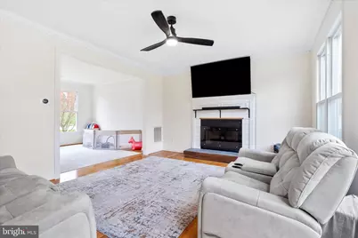 11411 Woodview Drive, Hagerstown, MD 21742 - Photo 7