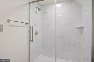 243 N Locust St, Hagerstown, MD 21740 - Photo 25