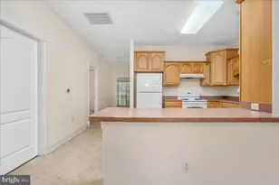 12993 Little Hayden Cir, Hagerstown, MD 21742 - Photo 7