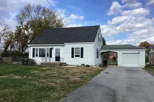 17528 Cedar Lawn Dr, Hagerstown, MD 21740 - Photo 3
