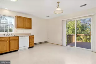 37 S Colonial Dr, Hagerstown, MD 21740 - Photo 9