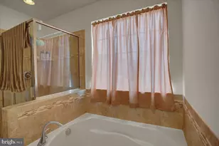 13011 Nittany Lion Cir, Hagerstown, MD 21740 - Photo 21