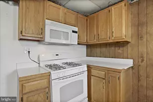 42 Fairground Ave, Hagerstown, MD 21740 - Photo 15