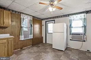 42 Fairground Ave, Hagerstown, MD 21740 - Photo 13