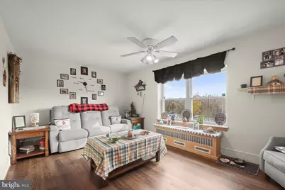 200 E Main Street, Hancock, MD 21750 - Photo 9