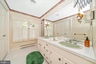 1900 Maplewood Dr, Hagerstown, MD 21740 - Photo 33
