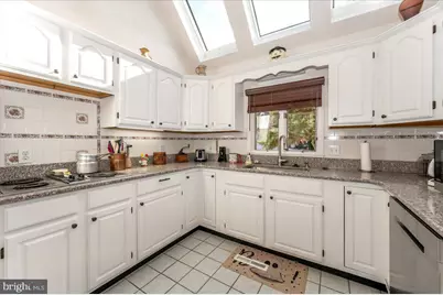 20102 Teakwood Drive, Hagerstown, MD 21742 - Photo 17