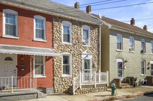 360 S Cannon Ave, Hagerstown, MD 21740 - Photo 1