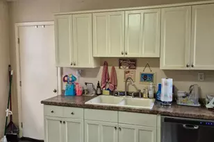 24 Madison Ave, Hagerstown, MD 21740 - Photo 5