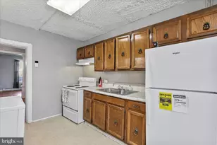 135 E Antietam St, Hagerstown, MD 21740 - Photo 9