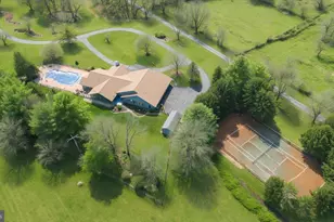 19850 Cool Hollow Rd, Hagerstown, MD 21740 - Photo 3