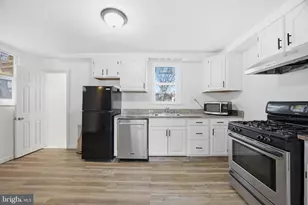 813 Lanvale St, Hagerstown, MD 21740 - Photo 5