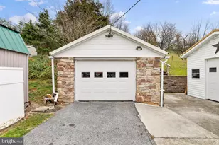 208 Fulton St, Hancock, MD 21750 - Photo 27