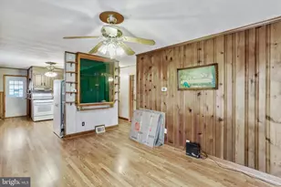 208 Fulton St, Hancock, MD 21750 - Photo 13