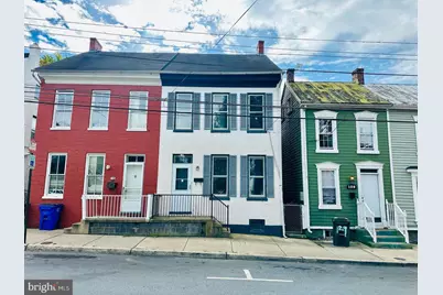 131 E Antietam Street, Hagerstown, MD 21740 - Photo 1