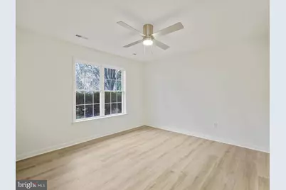 1123 Lindsay Lane, Hagerstown, MD 21742 - Photo 5
