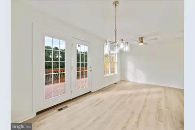 1123 Lindsay Lane, Hagerstown, MD 21742 - Photo 17