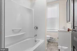 250 N Mulberry St, Hagerstown, MD 21740 - Photo 13