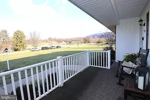 22107 Beaverbrook Dr, Smithsburg, MD 21783 - Photo 5