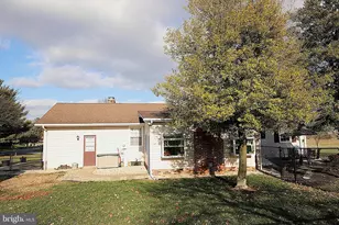 22107 Beaverbrook Dr, Smithsburg, MD 21783 - Photo 37