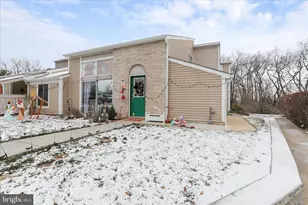 1672 Woodlands Run, Hagerstown, MD 21742 - Photo 3