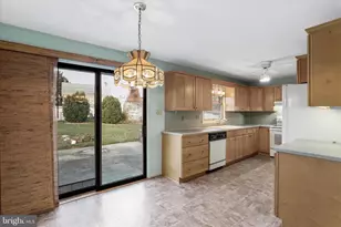 11812 Pheasant Trail, Hagerstown, MD 21742 - Photo 7