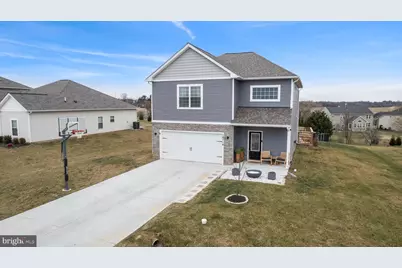 18716 Ballantyne Way, Hagerstown, MD 21740 - Photo 1