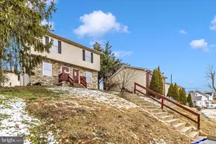 915 Rose Hill Ave, Hagerstown, MD 21740 - Photo 3