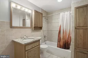 9714 Crystal Falls Dr, Hagerstown, MD 21740 - Photo 11