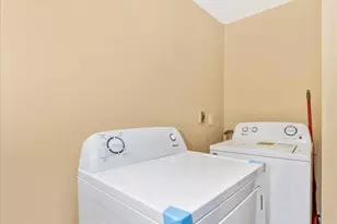 137 E Antietam St, Hagerstown, MD 21740 - Photo 17