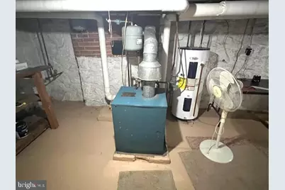 232 E Irvin, Hagerstown, MD 21742 - Photo 21