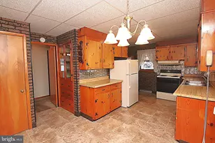 9635 Sharpsburg Pike, Hagerstown, MD 21740 - Photo 7