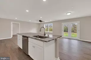 13948 Patriot Way, Hagerstown, MD 21740 - Photo 17