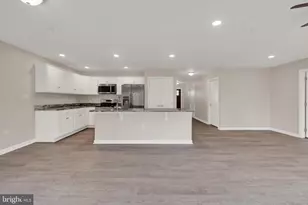 13948 Patriot Way, Hagerstown, MD 21740 - Photo 3