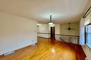 17824 Greentree Ln, Hagerstown, MD 21740 - Photo 13