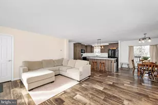 18 Mt Vernon Dr, Keedysville, MD 21756 - Photo 5