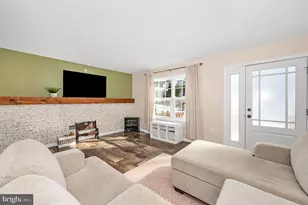 18 Mt Vernon Dr, Keedysville, MD 21756 - Photo 3