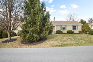 1 Princeton Pl, Hagerstown, MD 21742 - Photo 3